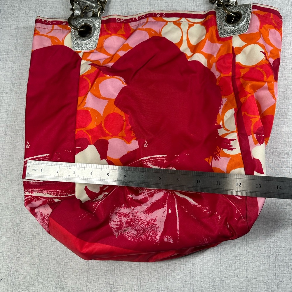 Coach Limited Edition Parker Laughing Girl tote bag - Picture 5 of 8